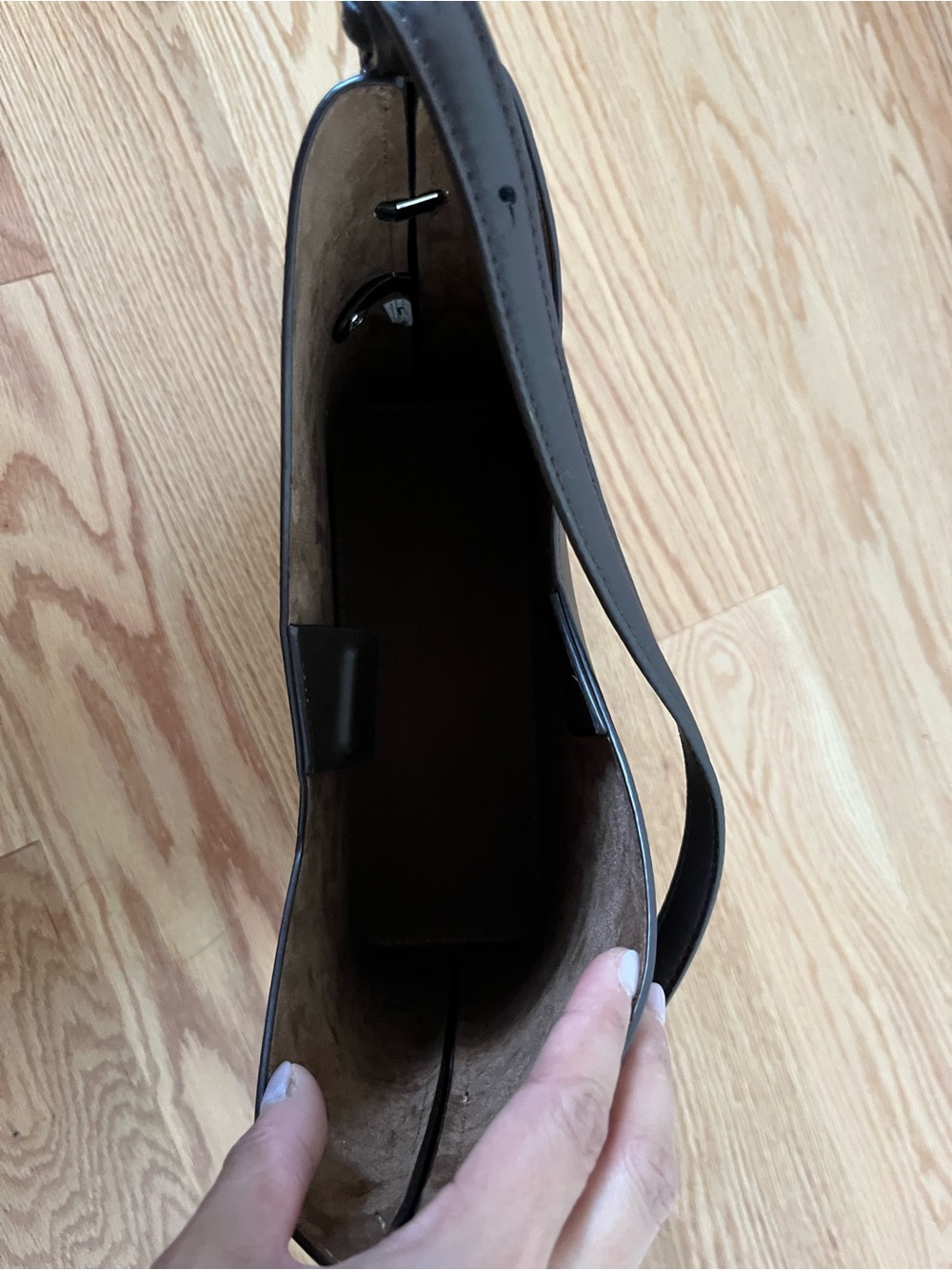 Minimalist Brown Faux Leather Shoulder Bag - Picture 3 of 3